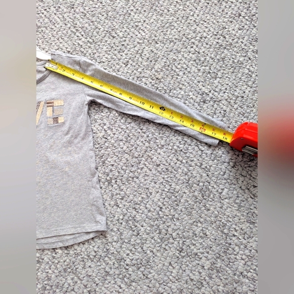 OshKosh B'gosh Kids (6/6X) Gray Long-Sleeve Shirt with Textured "Love" Graphic - Picture 4 of 7